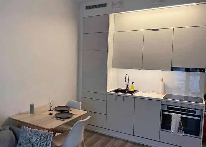 Cozy, Well-equipped In Kaivoksela With Easy Access To Helsinki And Airport Apartment